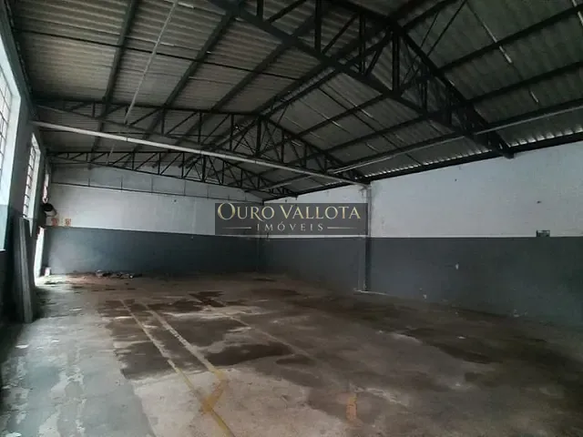 Galpão / Barracão com 1500m², à venda, no bairro Brás em São Paulo