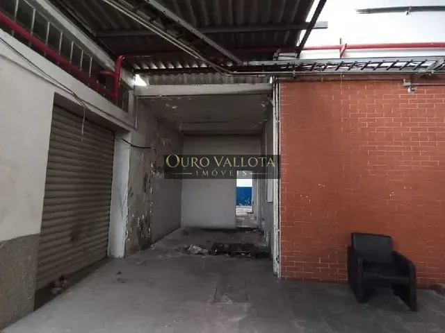 Galpão / Barracão com 1500m², à venda, no bairro Brás em São Paulo