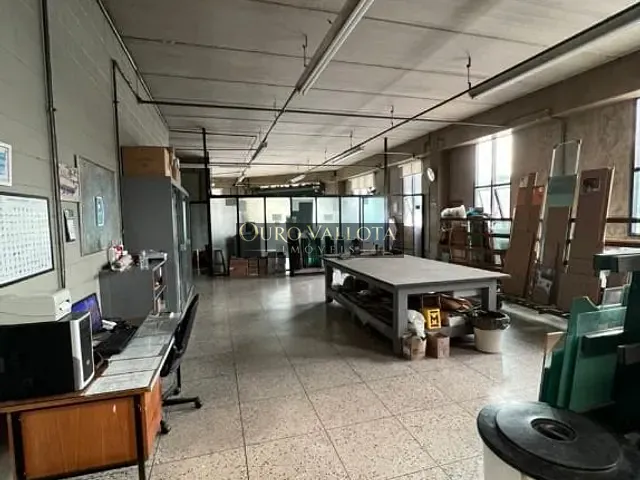 Galpão / Barracão com 1550m², para alugar, no bairro Cidade Patriarca em São Paulo