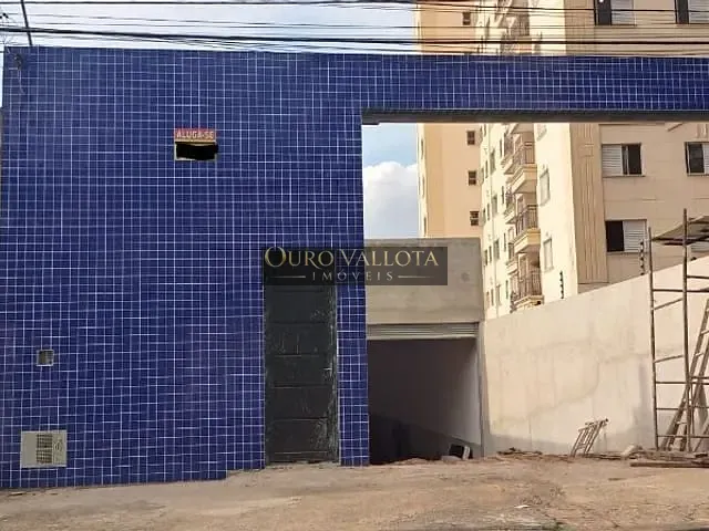 Galpão / Barracão com 700m², para alugar, no bairro Parque das Flores em São Paulo