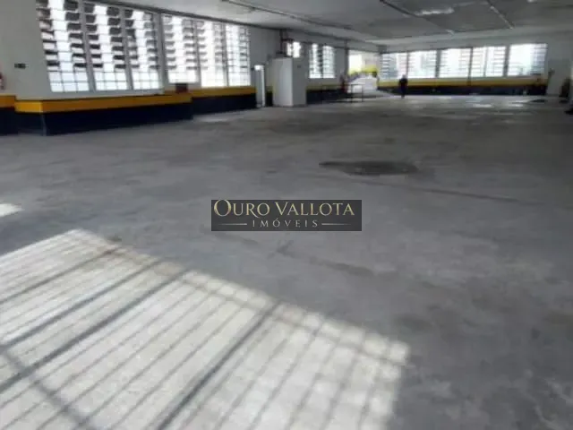 Galpão / Barracão com 918m², à venda, no bairro Santa Ifigênia em São Paulo