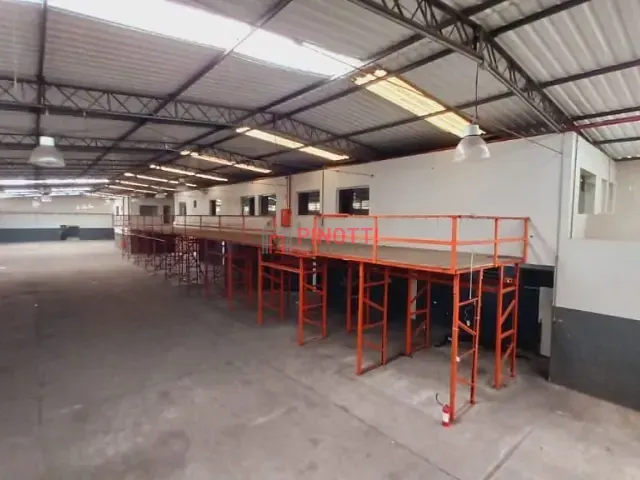 Galpão / Barracão à venda ou para alugar, no bairro Centro em Diadema