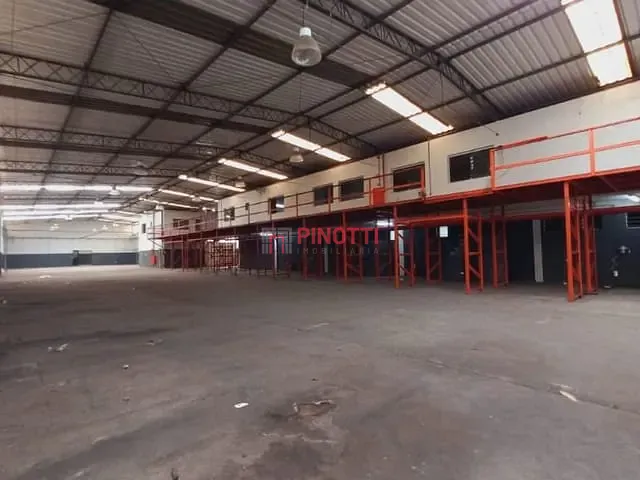 Galpão / Barracão à venda ou para alugar, no bairro Centro em Diadema