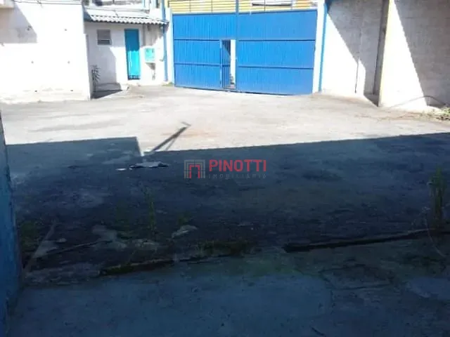 Galpão / Barracão para alugar, no bairro Utinga em Santo André
