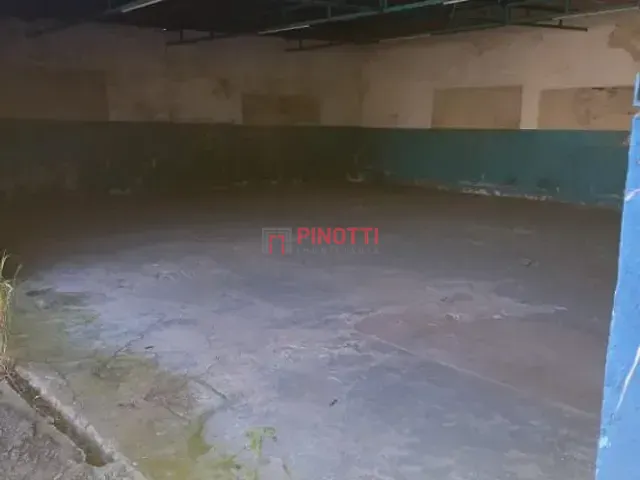 Galpão / Barracão para alugar, no bairro Utinga em Santo André