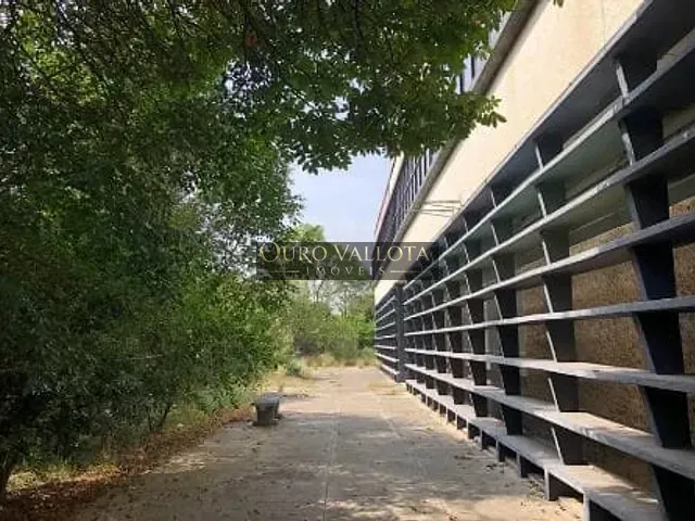 Galpão / Barracão com 26008m², para alugar, no bairro Jardim Santa Cruz (Sacomã) em São Paulo