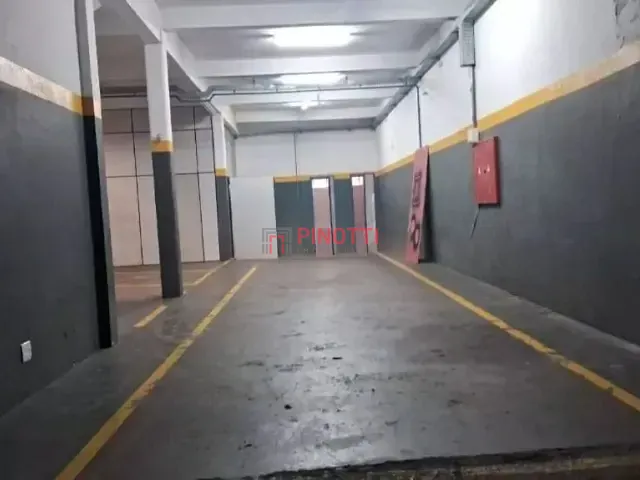 Galpão / Barracão para alugar, no bairro Vila Jordanópolis em São Bernardo do Campo