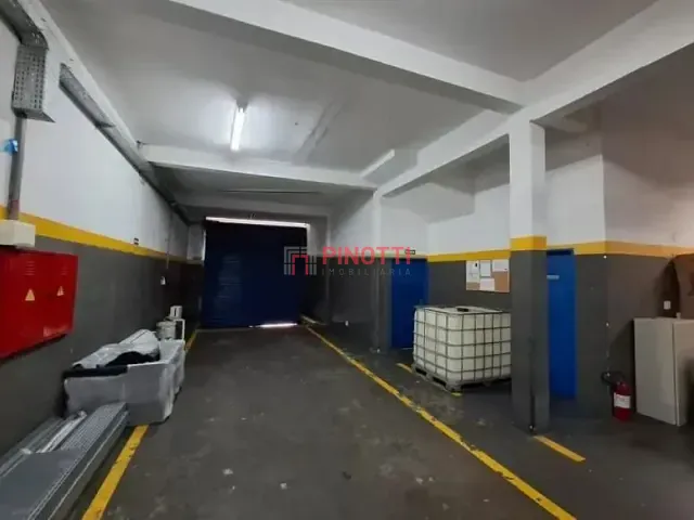 Galpão / Barracão para alugar, no bairro Vila Jordanópolis em São Bernardo do Campo
