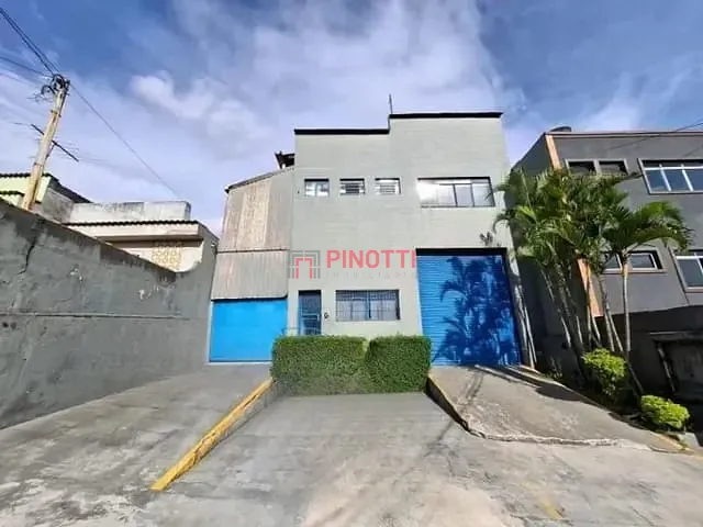 Galpão / Barracão para alugar, no bairro Vila Jordanópolis em São Bernardo do Campo