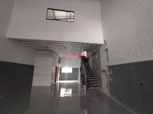 Galpão / Barracão para alugar, no bairro Vila Euro em São Bernardo do Campo