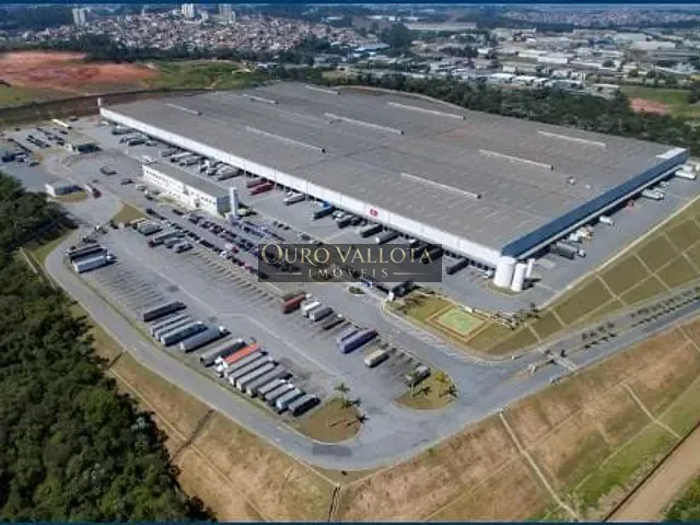Galpão / Barracão com 4825m², para alugar, no bairro Fontes em Arujá