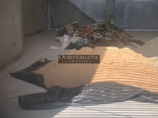 Galpão / Barracão com 180m², para alugar, no bairro Parque Residencial Oratorio em São Paulo