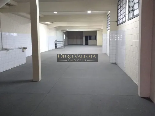 Galpão / Barracão com 800m², para alugar, no bairro Casa Verde Alta em São Paulo