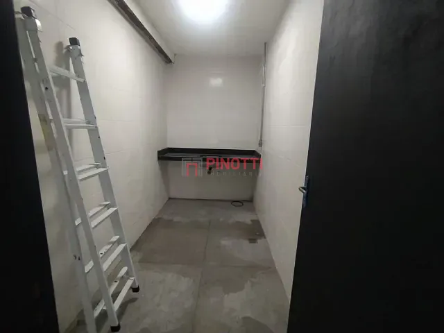 Galpão / Barracão para alugar, no bairro Vila Armando Bondioli em São Bernardo do Campo