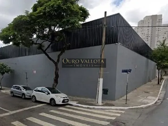 Galpão / Barracão com 2970m², à venda, no bairro Cambuci em São Paulo