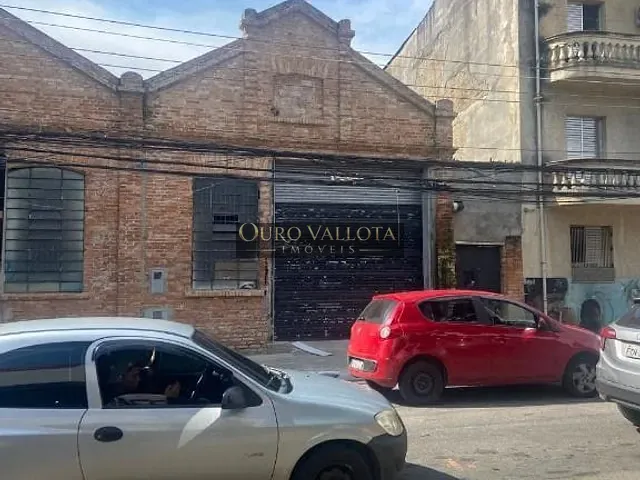 Galpão / Barracão com 300m², para alugar, no bairro Brás em São Paulo