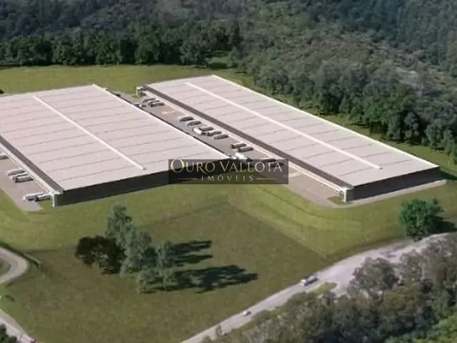 Galpão / Barracão com 15000m², para alugar, no bairro Bonsucesso em Guarulhos