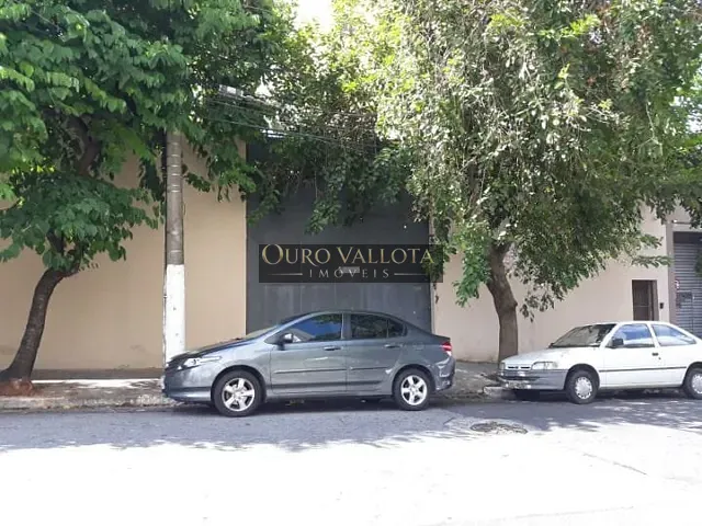 Galpão / Barracão com 1000m², à venda, no bairro Cambuci em São Paulo