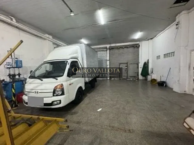 Galpão / Barracão com 714m², à venda, no bairro Campos Elíseos em São Paulo