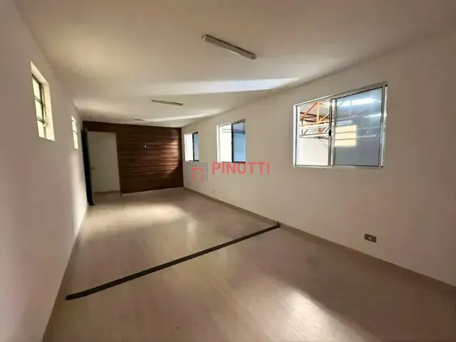 Galpão / Barracão para alugar, no bairro Jardim Bom Pastor em Santo André