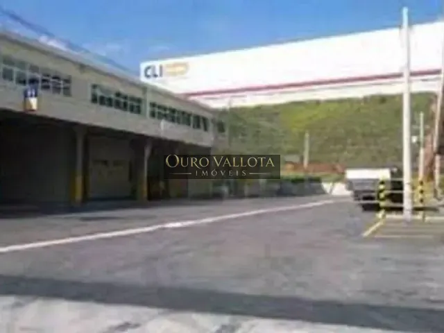 Galpão / Barracão com 1423m², para alugar, no bairro Itaqui em Itapevi