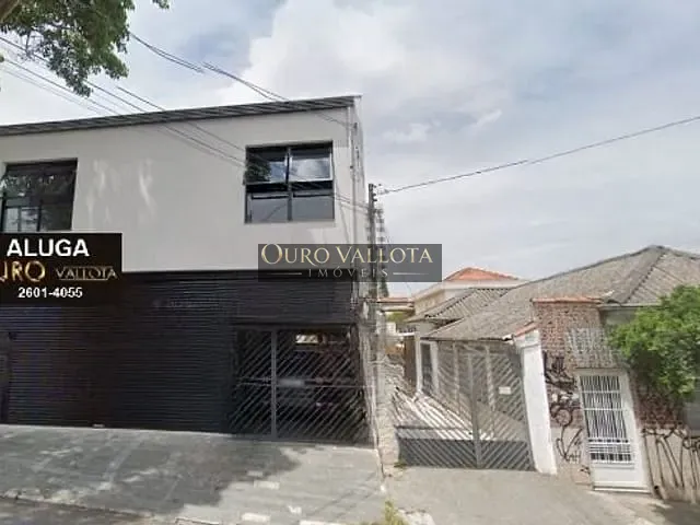 Galpão / Barracão com 300m², para alugar, no bairro Vila Dom Pedro I em São Paulo