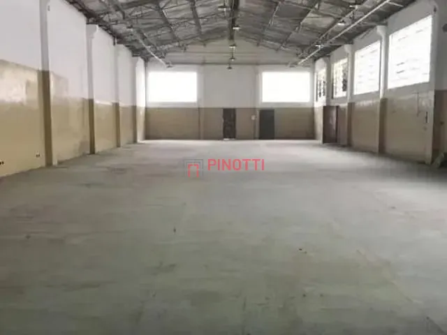 Galpão / Barracão à venda, no bairro Vila Santa Luzia em São Bernardo do Campo