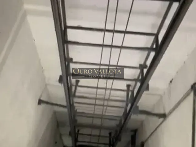 Galpão / Barracão com 1060m², para alugar, no bairro Brás em São Paulo