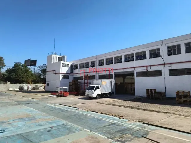 Galpão / Barracão para alugar, no bairro Piraporinha em Diadema