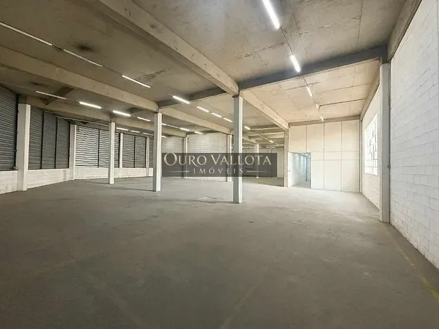 Galpão / Barracão com 1400m², para alugar, no bairro Lapa em São Paulo