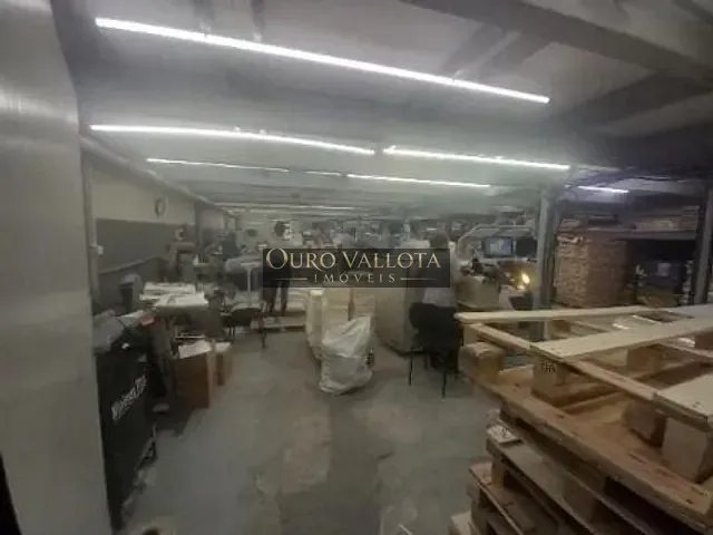 Galpão / Barracão com 300m², para alugar, no bairro Vila Prudente (Zona Leste) em São Paulo