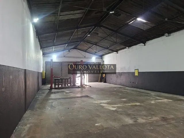 Galpão / Barracão com 300m², para alugar, no bairro Vila Prudente (Zona Leste) em São Paulo