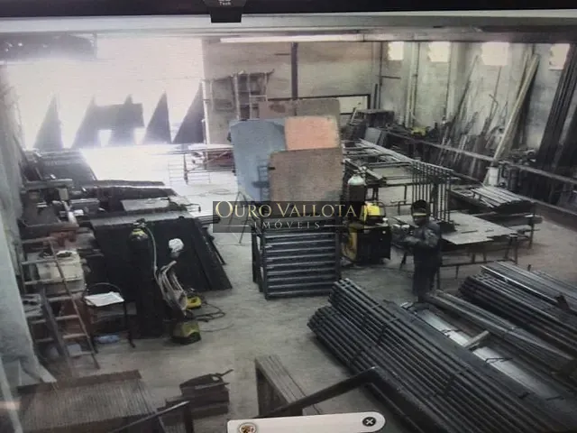 Galpão / Barracão com 360m², à venda, no bairro Jardim Andrea Demarchi em São Bernardo do Campo
