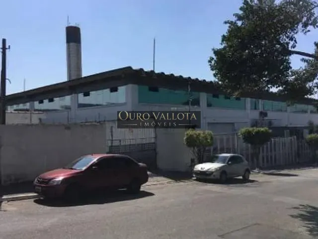 Galpão / Barracão com 2400m², à venda, no bairro Vila Nova York em São Paulo