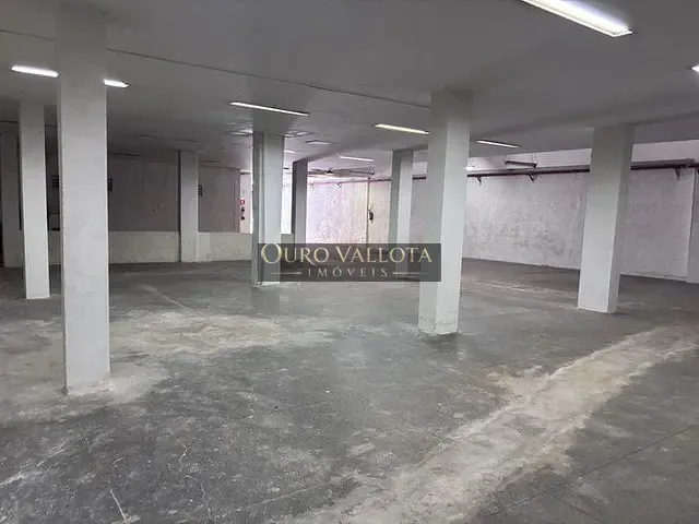 Galpão / Barracão com 600m², para alugar, no bairro Santana em São Paulo