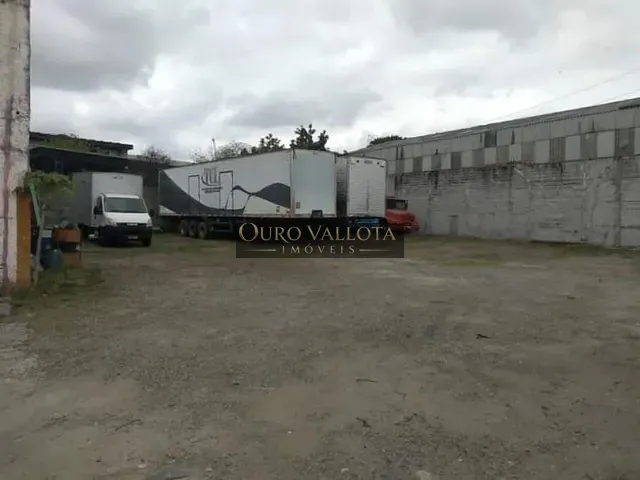 Galpão / Barracão com 3690m², para alugar, no bairro Vila Guilherme em São Paulo