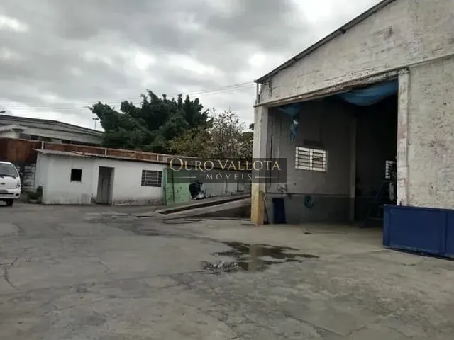Galpão / Barracão com 3690m², para alugar, no bairro Vila Guilherme em São Paulo