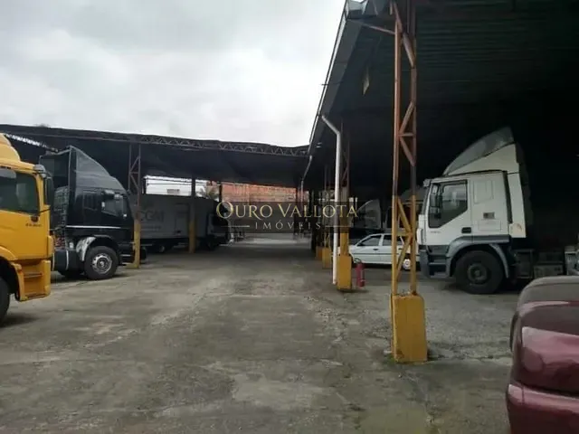 Galpão / Barracão com 3690m², para alugar, no bairro Vila Guilherme em São Paulo