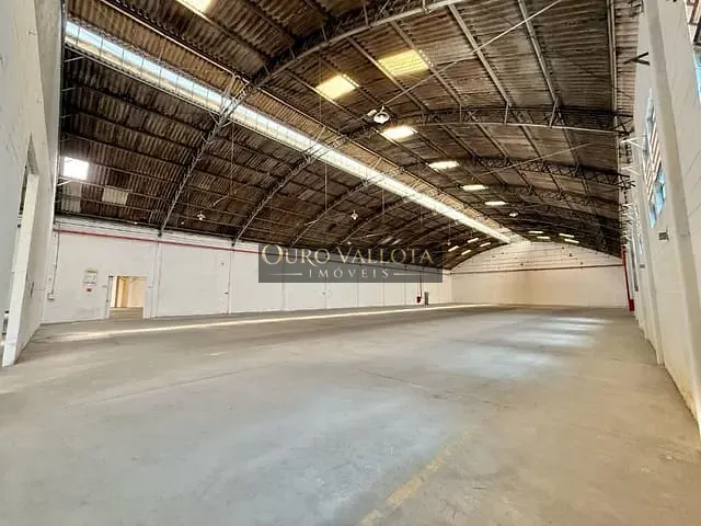 Galpão / Barracão com 7659m², para alugar, no bairro Jardim Fátima em Guarulhos