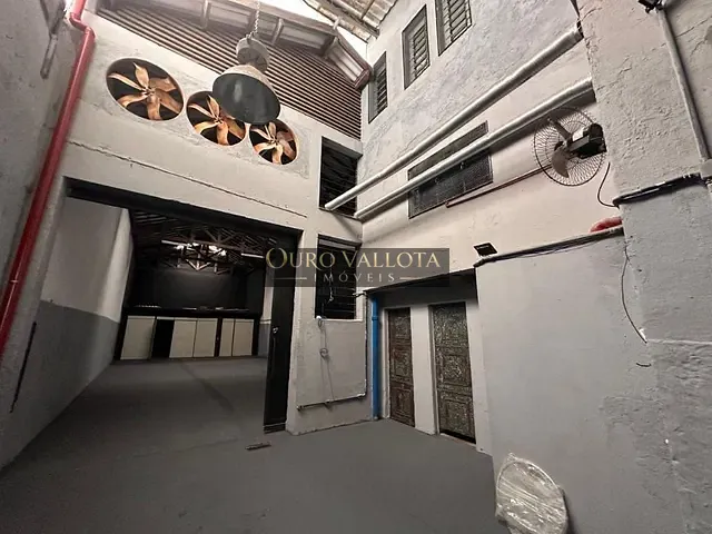 Galpão / Barracão com 600m², para alugar, no bairro Mooca em São Paulo