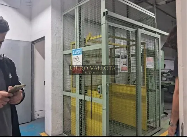 Galpão / Barracão com 500m², à venda, no bairro Jardim Independência em São Paulo