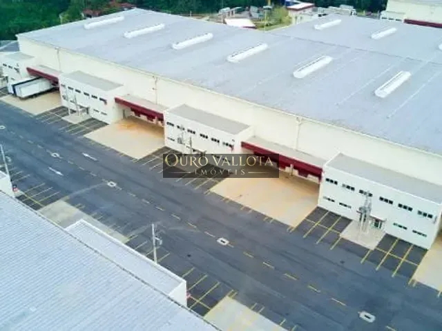 Galpão / Barracão com 1307m², para alugar, no bairro Centro em Vargem Grande Paulista