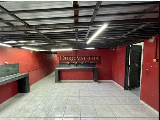 Galpão / Barracão com 660m², para alugar, no bairro Vila Leopoldina em São Paulo