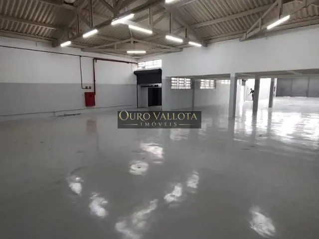 Galpão / Barracão com 750m², para alugar, no bairro Belém em São Paulo