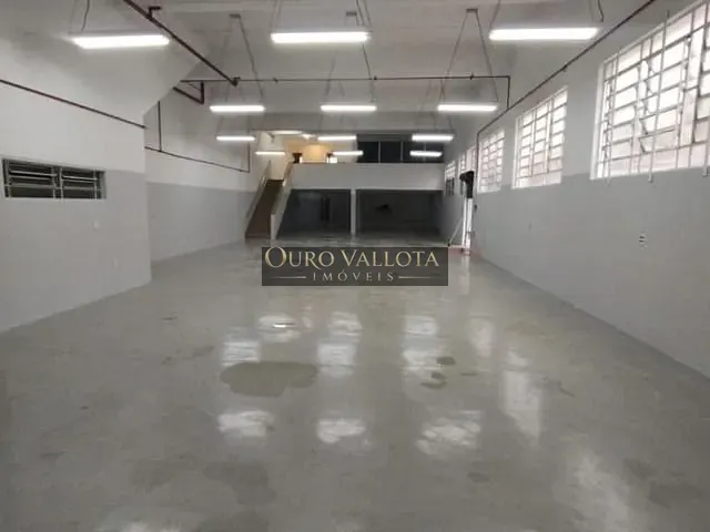 Galpão / Barracão com 750m², para alugar, no bairro Belém em São Paulo