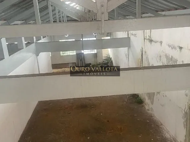 Galpão / Barracão com 1200m², para alugar, no bairro Vila Bertioga em São Paulo