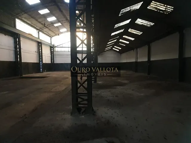 Galpão / Barracão com 1668m², para alugar, no bairro Brás em São Paulo
