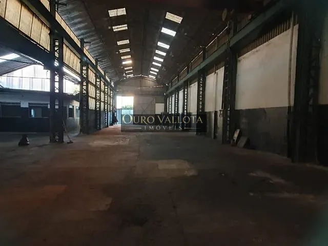 Galpão / Barracão com 1668m², à venda, no bairro Brás em São Paulo