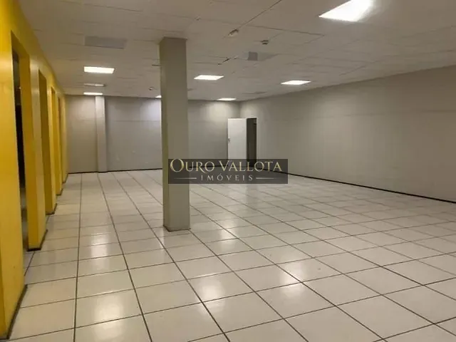 Galpão / Barracão com 4200m², para alugar, no bairro Tatuapé em São Paulo