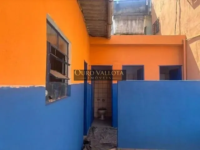 Galpão / Barracão com 561m², para alugar, no bairro Jardim Nove de Julho em São Paulo